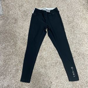 women’s Nike leggings- size Medium